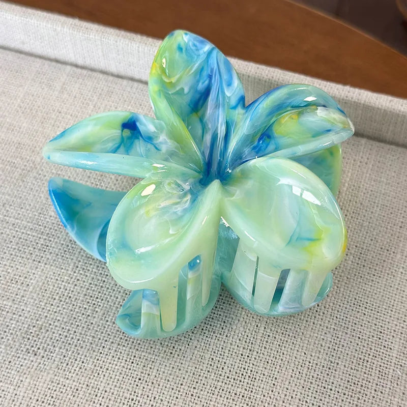 Fleur Marble Hair Claw product view 5