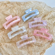 Pearl Acetate Hair Claw product view 1