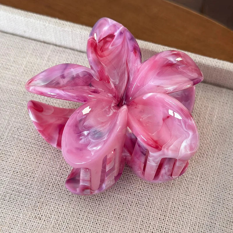 Fleur Marble Hair Claw product view 9